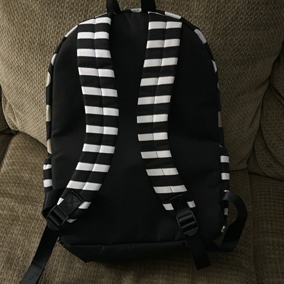 Justice “K” Backpack - Picture 4 of 4